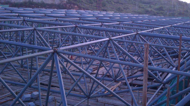 岳阳概述网架加工中对钢材的质量的过细恳求